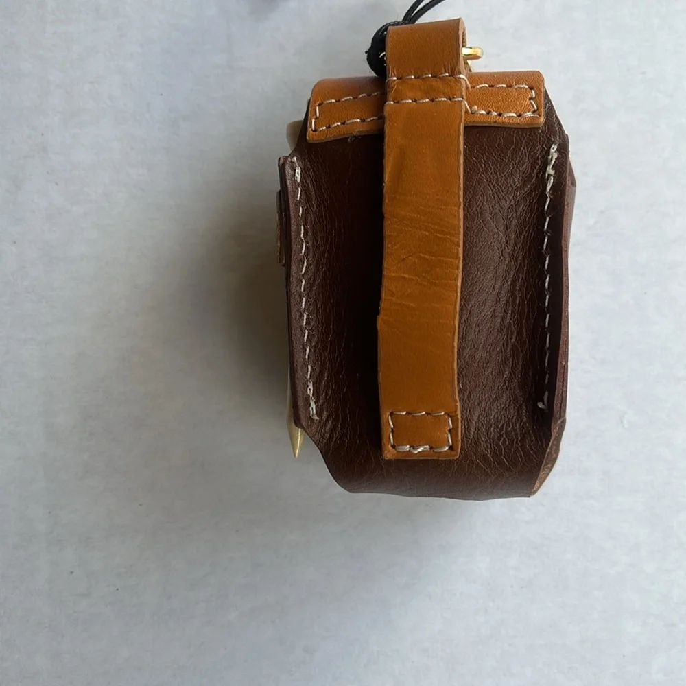 Italian Leather Golf Ball & Tee Holder with Belt or Golf Bag Attachments - Picture 3 of 9